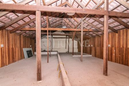 1_photo/94dce3ed6f.f0a63ddbe58566ec-ATLAS-6747d13d-c8f2-4a4f-8c1a-5d9082a0e7d7.jpg de casa para alugar com 3 quartos, 286m² em Bigorrilho, Curitiba