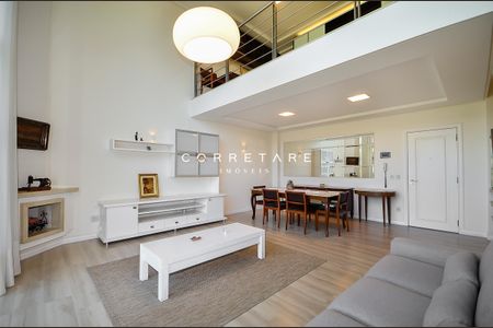 8_photo/94dce3ed8f.fef7d0cca23b67d0-ATLAS-6b5ab6ab-87ad-44d1-bdf5-d947ba1e0387.jpg de apartamento à venda com 3 quartos, 169m² em Bigorrilho, Curitiba