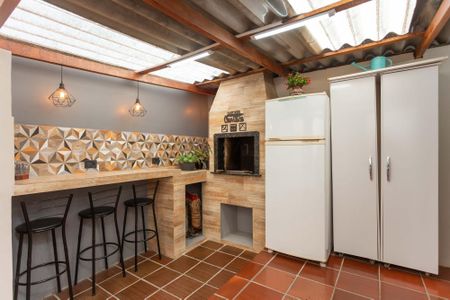 9_photo/94dce3edb7.ba3e4f1a03d92c8a-ATLAS-0a9ab489-8798-43d0-b897-8a332ec4faad.jpg de casa à venda com 3 quartos, 195m² em Bigorrilho, Curitiba