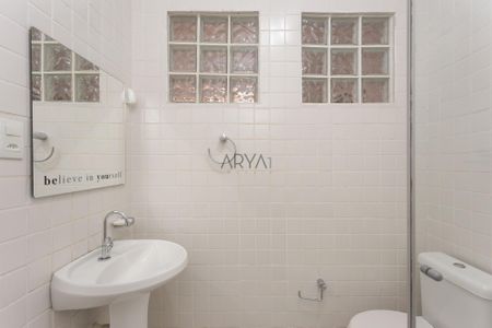 2_photo/94dce3edb7.ba3e4f1a03d92c8a-ATLAS-1411ddc4-d0e7-4be4-9d54-82ee1d21c59b.jpg de casa à venda com 3 quartos, 195m² em Bigorrilho, Curitiba