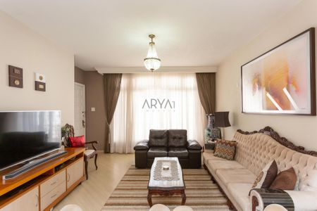 6_photo/94dce3edb7.ba3e4f1a03d92c8a-ATLAS-4398c8f3-594e-4f26-8111-fbf9a486ae0f.jpg de casa à venda com 3 quartos, 195m² em Bigorrilho, Curitiba