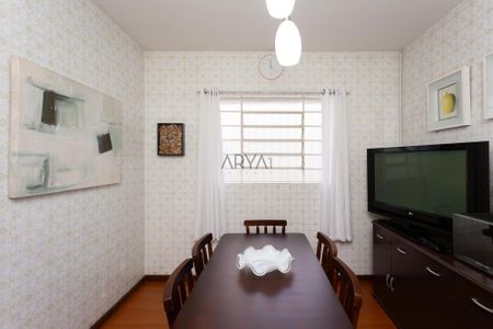 6_photo/94dce3edb7.ba3e4f1a03d92c8a-ATLAS-5a4f7175-6b4c-437e-8706-5401b249f2c3.jpg de casa à venda com 3 quartos, 195m² em Bigorrilho, Curitiba