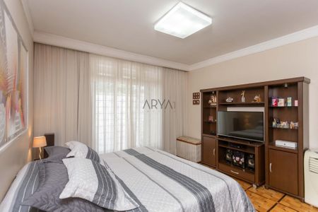 7_photo/94dce3edb7.ba3e4f1a03d92c8a-ATLAS-86bbf214-8fa4-4af8-aa75-b47766db6eaf.jpg de casa à venda com 3 quartos, 195m² em Bigorrilho, Curitiba