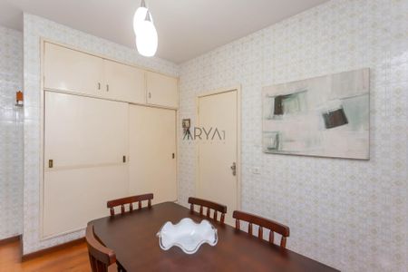 3_photo/94dce3edb7.ba3e4f1a03d92c8a-ATLAS-a4070ac8-a861-4ecf-a6ba-ed62557a1c74.jpg de casa à venda com 3 quartos, 195m² em Bigorrilho, Curitiba