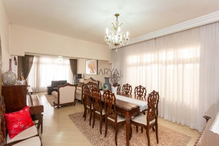 5_photo/94dce3edb7.ba3e4f1a03d92c8a-ATLAS-b1d4c2cb-1106-41ef-ab6b-53923f194d3c.jpg de casa à venda com 3 quartos, 195m² em Bigorrilho, Curitiba