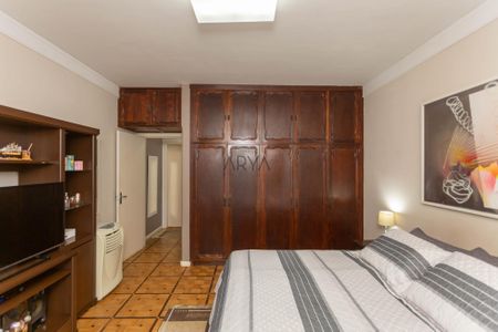 2_photo/94dce3edb7.ba3e4f1a03d92c8a-ATLAS-f47dcf0e-9dff-49c2-9dae-6e96396bac55.jpg de casa à venda com 3 quartos, 195m² em Bigorrilho, Curitiba