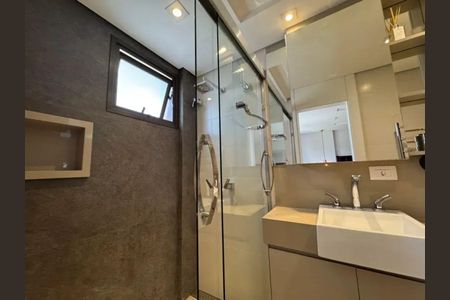 34_photo/94dce3ee05.f34b82a44adf642d-ATLAS-3ed39357-106a-4184-aa84-cf4f5647560c.jpg de apartamento à venda com 3 quartos, 185m² em Bigorrilho, Curitiba