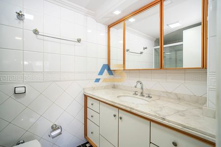 7_photo/94dce3ee3f.0677fa493c26e9cb-ATLAS-430ebccf-b7cf-42d6-9401-66708bea2c2c.jpg de apartamento à venda com 3 quartos, 125m² em Bigorrilho, Curitiba