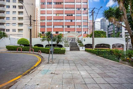 34_photo/94dce3ee57.7fbe04317b7c9da7-ATLAS-c39b5307-4b04-43f6-b111-d5fd73a148b3.jpg de apartamento à venda com 3 quartos, 102m² em Bigorrilho, Curitiba