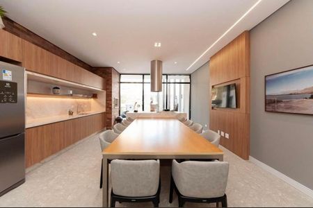 8_photo/94dce3ee6b.e08aa1b65b486a47-ATLAS-1a2a4248-2f31-4654-b7dd-ba9ff3523acf.jpg de apartamento à venda com 2 quartos, 145m² em Bigorrilho, Curitiba