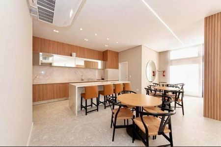 3_photo/94dce3ee6b.e08aa1b65b486a47-ATLAS-671adbd0-e67c-47d6-8aa0-63a98343c162.jpg de apartamento à venda com 2 quartos, 145m² em Bigorrilho, Curitiba