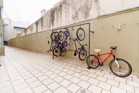 21_photo/94dce3ee7f.0802245551c6c174-ATLAS-fd2ad1ea-1f78-4d4e-b9c8-bd03e5e97603.jpg de apartamento para alugar com 1 quarto, 19m² em Champagnat, Curitiba