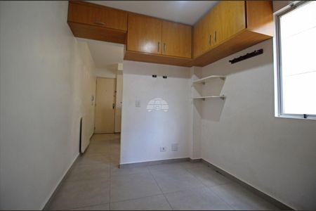 10_photo/94dce3ee7f.cc9fa5e05c812d87-ATLAS-cdebe5da-b356-4248-9812-de0cbf34d1ff.jpg de apartamento para alugar com 1 quarto, 19m² em Champagnat, Curitiba