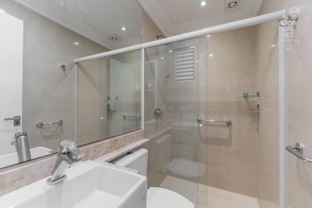 6_photo/94dce3ee83.5a9aab658eed6016-ATLAS-7874e8c1-ad3e-49a2-a3be-bae7cd3b3d3e.jpg de apartamento à venda com 2 quartos, 67m² em Bigorrilho, Curitiba