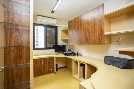 3_photo/94dce3ee8d.6d9dfce2aba90011-ATLAS-7d28870d-6d2e-4656-a91a-ca61ecf47918.jpg de apartamento à venda com 3 quartos, 67m² em Bigorrilho, Curitiba