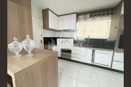 10_photo/94dce3ee91.2064d965a842754a-ATLAS-393fa8af-dfd3-4de2-a9cd-530057e99f9d.jpg de apartamento à venda com 3 quartos, 95m² em Champagnat, Curitiba