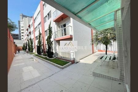 25_photo/94dce3ee91.2064d965a842754a-ATLAS-b6bedffc-3880-4dc3-b16e-7d8bc69fd045.jpg de apartamento à venda com 3 quartos, 95m² em Champagnat, Curitiba