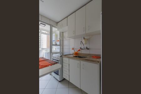 16_photo/94dce3eecb.7feb8c7b8b479cb0-ATLAS-60d61cb1-2335-413d-bd7d-07981a55e37e.jpg de apartamento à venda com 1 quarto, 40m² em Bigorrilho, Curitiba