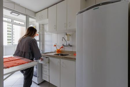 17_photo/94dce3eecb.7feb8c7b8b479cb0-ATLAS-686e29ba-0dca-4b13-8c2f-cd676f0aafb1.jpg de apartamento à venda com 1 quarto, 40m² em Bigorrilho, Curitiba