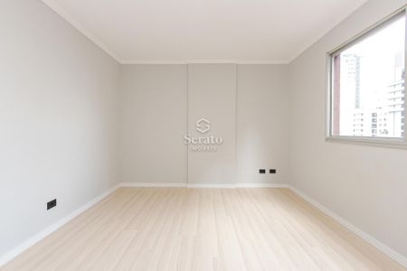 6_photo/94dce3eecb.d47dabe8817f27a7-ATLAS-d2845b33-cc6c-4b2b-8f4e-df1052befd13.jpg de apartamento à venda com 1 quarto, 40m² em Bigorrilho, Curitiba