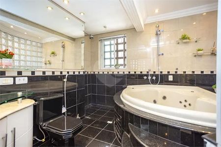 4_photo/94dce3eecf.2a2a0809f48498fb-ATLAS-55b6ec58-0a4f-4f9c-a0e6-34d892283562.jpg de apartamento à venda com 2 quartos, 85m² em Bigorrilho, Curitiba