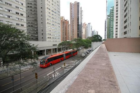 7_photo/94dce3eedf.d4ec733c2141e0e6-ATLAS-b74af95d-9ab5-4fd5-8be2-b3d5347a07bd.jpg de apartamento à venda com 1 quarto, 23m² em Mercês, Curitiba