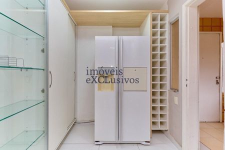 4_photo/94dce3eeed.21b82dd0b136b59b-ATLAS-2cbf26a7-63e0-47c2-b6fc-d3417d733d9c.jpg de apartamento para alugar com 3 quartos, 188m² em Bigorrilho, Curitiba