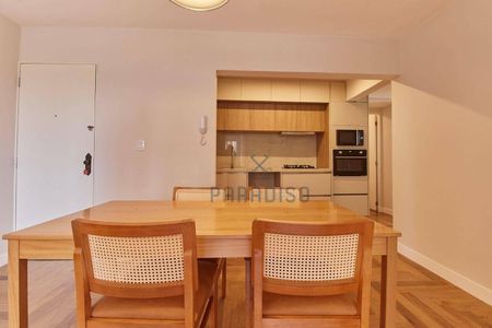 12_photo/94dce3eef1.e7684dad90f71e7e-ATLAS-3ae63070-e29e-4c7b-b319-68d57fd8b7d8.jpg de apartamento para alugar com 2 quartos, 77m² em Bigorrilho, Curitiba