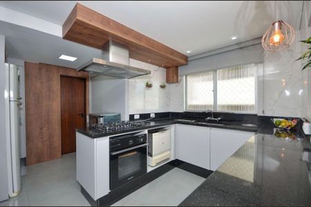 14_photo/94dce3eef1.eda30562fec2c246-ATLAS-7c92d9b7-b5fc-4a4b-9425-4e20f0b53b1d.jpg de apartamento à venda com 3 quartos, 118m² em Bigorrilho, Curitiba