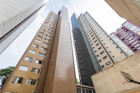 41_photo/94dce3ef0d.f5dc6c9b736ebd3f-ATLAS-6b89c595-bf61-44b2-a45d-73639380bb44.jpg de apartamento à venda com 3 quartos, 102m² em São Francisco, Curitiba