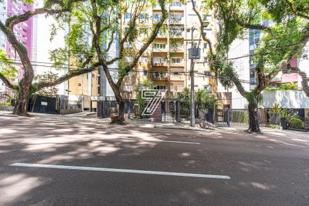 49_photo/94dce3ef0d.f5dc6c9b736ebd3f-ATLAS-777d78e7-7eb3-433d-8034-21cfe38eb44e.jpg de apartamento à venda com 3 quartos, 102m² em São Francisco, Curitiba