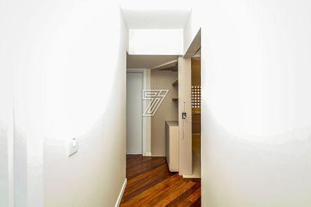 33_photo/94dce3ef0d.f5dc6c9b736ebd3f-ATLAS-b8b1dca0-e113-4e30-b267-a695f67a4ce8.jpg de apartamento à venda com 3 quartos, 102m² em São Francisco, Curitiba