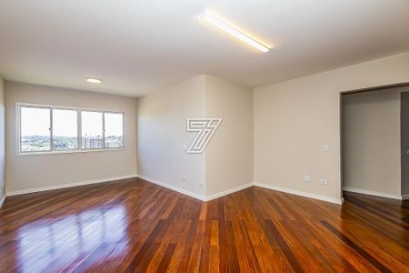 2_photo/94dce3ef0d.f5dc6c9b736ebd3f-ATLAS-cac4fc27-9712-4bd3-b538-b890582b1a8a.jpg de apartamento à venda com 3 quartos, 102m² em São Francisco, Curitiba