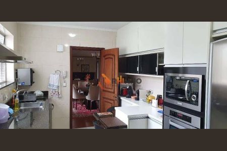 3_photo/94dce3ef37.043e40ca42618c04-ATLAS-1c5938ad-85ab-4b6d-a13b-3eeb093fff43.jpg de apartamento à venda com 4 quartos, 250m² em Bigorrilho, Curitiba