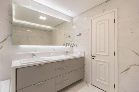 23_photo/94dce3ef37.e0169802846cd90d-ATLAS-c55a950d-0a4b-41ed-b495-9c8d77987cbd.jpg de apartamento à venda com 4 quartos, 250m² em Bigorrilho, Curitiba