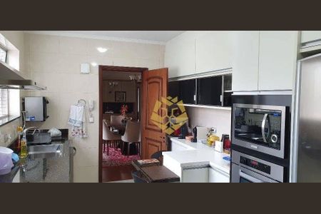 8_photo/94dce3ef37.f8d363ed5ba70e58-ATLAS-b0a604d5-413a-44fb-8f5a-1742eb2ee7f8.jpg de apartamento à venda com 4 quartos, 250m² em Bigorrilho, Curitiba