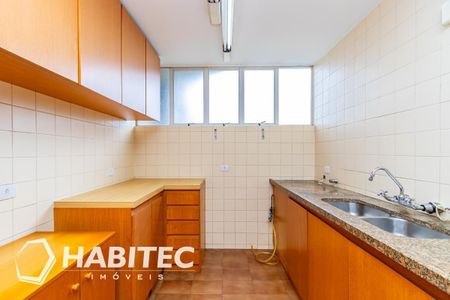 7_photo/94dce3efb1.5692d59dd664f0e2-ATLAS-29d095f7-0f4e-43df-897a-d615f86004b7.jpg de apartamento para alugar com 4 quartos, 155m² em Bigorrilho, Curitiba