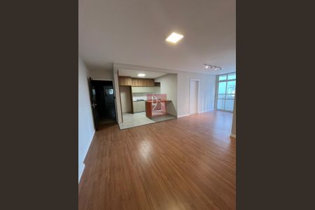 8_photo/94dce3efcb.80fb811e5b7edecb-ATLAS-8fc07a95-409c-48b5-b9a7-bfe99b1b5af9.jpg de apartamento à venda com 3 quartos, 87m² em Bigorrilho, Curitiba