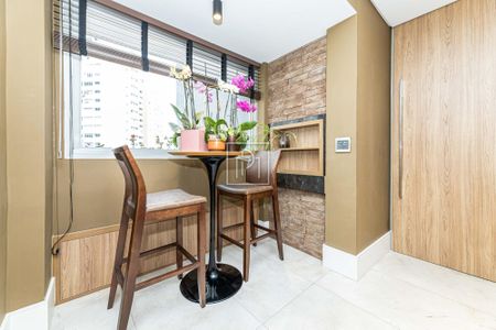 5_photo/94dce3efd1.0bdb44f15a599823-ATLAS-9c8d5a74-e2e4-4414-b267-8f37ed1afce5.jpg de apartamento à venda com 4 quartos, 186m² em Mercês, Curitiba