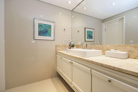 28_photo/94dce3efd5.0a39a9012c95c956-ATLAS-7ee9e7cd-6f42-404e-91af-ef3fdc10a68c.jpg de apartamento à venda com 4 quartos, 218m² em Bigorrilho, Curitiba