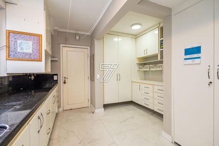 17_photo/94dce3efd5.0a39a9012c95c956-ATLAS-da0d4151-314a-4c21-8eab-afa0cba11d47.jpg de apartamento à venda com 4 quartos, 218m² em Bigorrilho, Curitiba