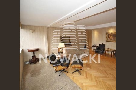 11_photo/94dce3efd5.75e2b3fb788f2d45-ATLAS-40860013-12dd-428d-b10e-2a00c6db9df7.jpg de apartamento à venda com 4 quartos, 437m² em Bigorrilho, Curitiba