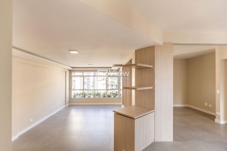 5_photo/94dce3efdd.07dec894d8d8be59-ATLAS-c097108e-6465-466c-baba-5ccd7dcf3635.jpg de apartamento à venda com 3 quartos, 144m² em Bigorrilho, Curitiba