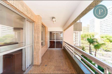 15_photo/94dce3f02b.96a66ff5a62e05b8-ATLAS-f9356fee-bab5-48b7-a1f9-1f1a994e2805.jpg de apartamento para alugar com 5 quartos, 331m² em Champagnat, Curitiba