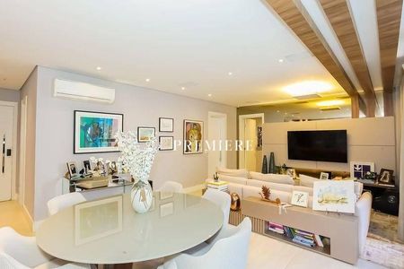 3_photo/94dce3f03f.e694bfb889a735f4-ATLAS-1ada94d1-b19d-45a7-ae2d-cc7c439aaffd.jpg de apartamento para alugar com 3 quartos, 274m² em Mercês, Curitiba