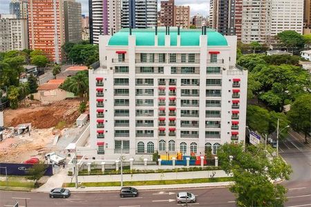 5_photo/94dce3f08d.0e2ab5f90b6f9ba2-ATLAS-2fe05892-2ab7-4abf-952c-7f0726e645c5.jpg de apartamento à venda com 3 quartos, 209m² em Mercês, Curitiba