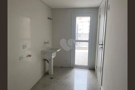 38_photo/94dce3f08d.0e2ab5f90b6f9ba2-ATLAS-e8c6418b-67e7-420d-8af8-30f54f28803a.jpg de apartamento à venda com 3 quartos, 209m² em Mercês, Curitiba