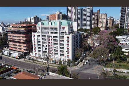 2_photo/94dce3f08d.b4a9aab37000963d-ATLAS-10014bd2-8a56-479c-b71e-64e59b783bd7.jpg de apartamento à venda com 3 quartos, 106m² em Mercês, Curitiba