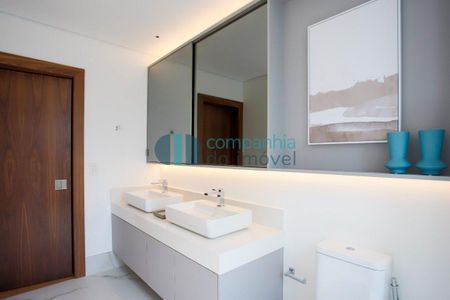 4_photo/94dce3f097.a4d15a459480876d-ATLAS-0f85106e-322e-497e-9a5c-bcb1b77b91f4.jpg de apartamento à venda com 3 quartos, 192m² em Mercês, Curitiba