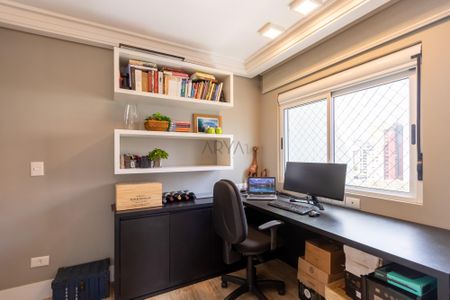 8_photo/94dce3f0b5.a59571e814cc2ab8-ATLAS-1be7bdff-af9d-46f6-950a-7a17e95c78ed.jpg de apartamento à venda com 4 quartos, 208m² em Batel, Curitiba